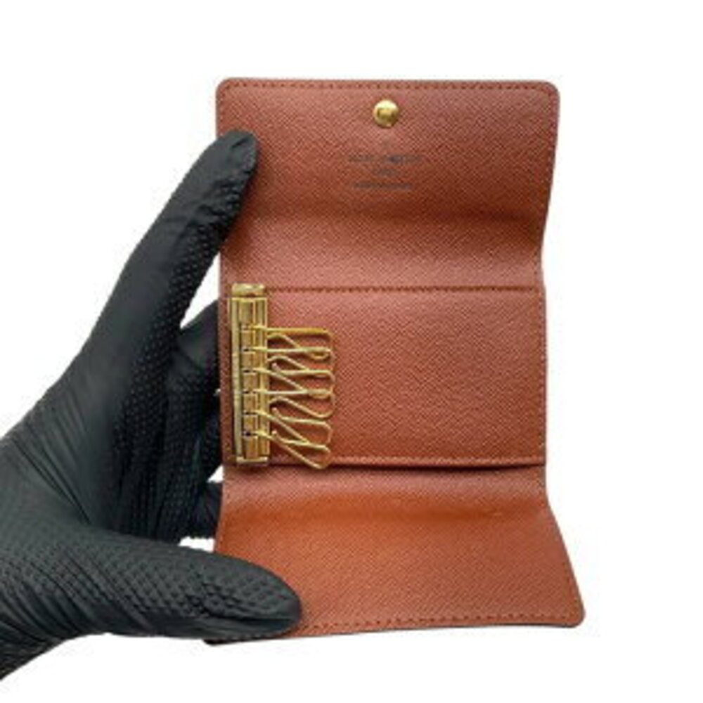 Louis Vuitton Muticle Case Monogram - image 8